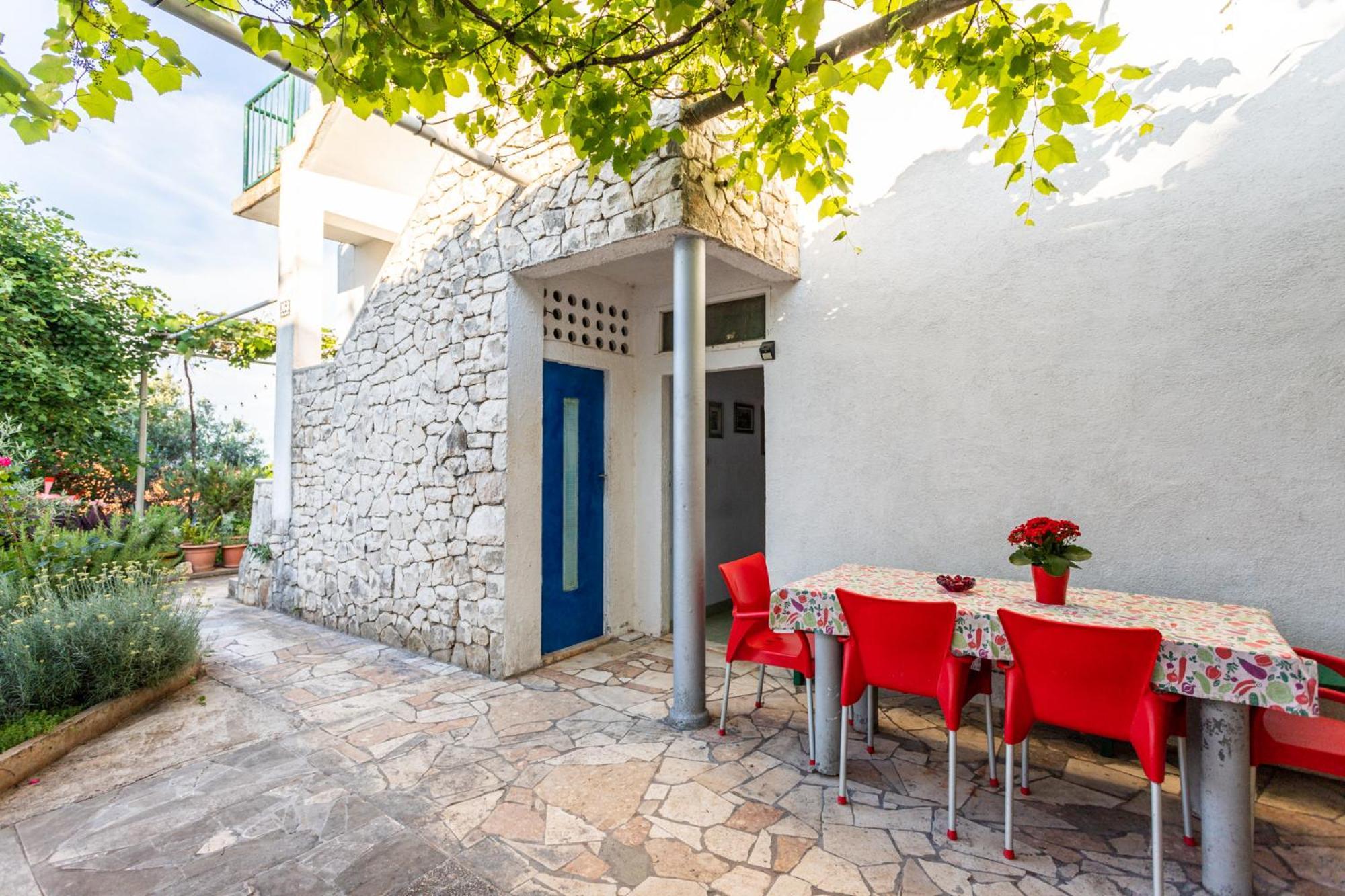 Seaview Holiday Apartments 슬라티네 외부 사진